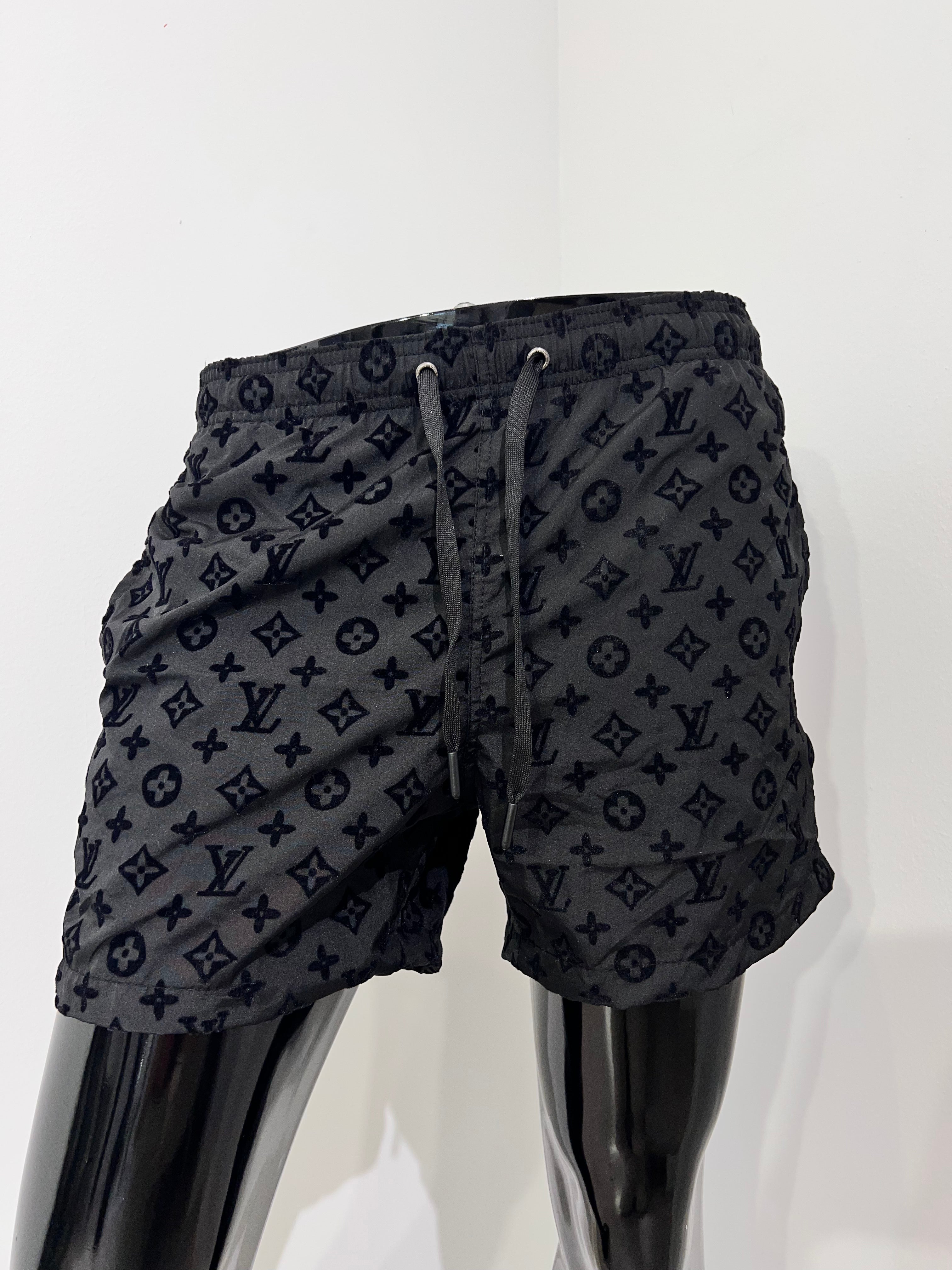 BAÑADOR LV